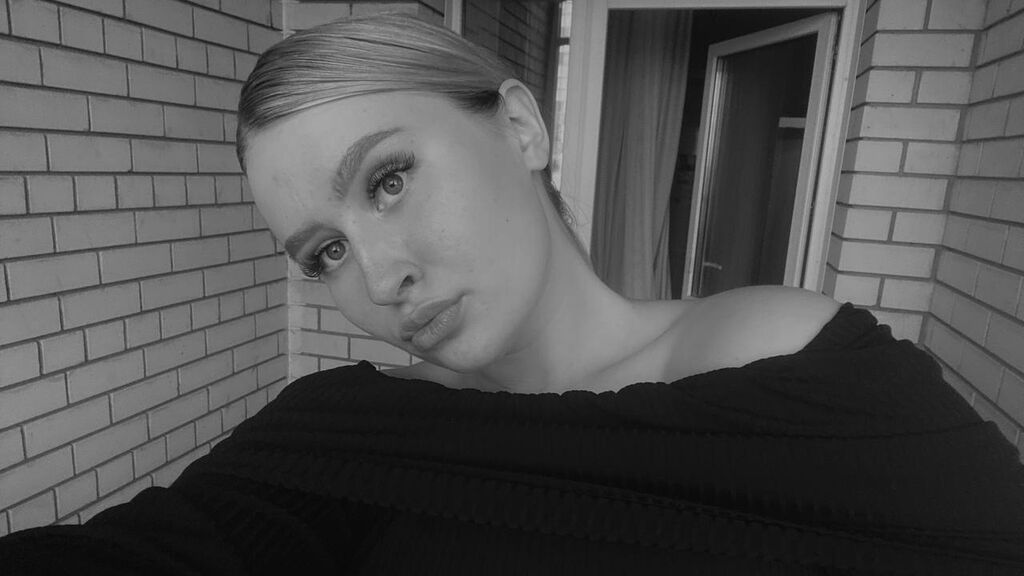 HenriettaFears's profile from Jasmin at GirlsOfJasmin'