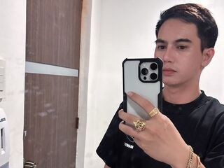 live porno chat RichMuhlach