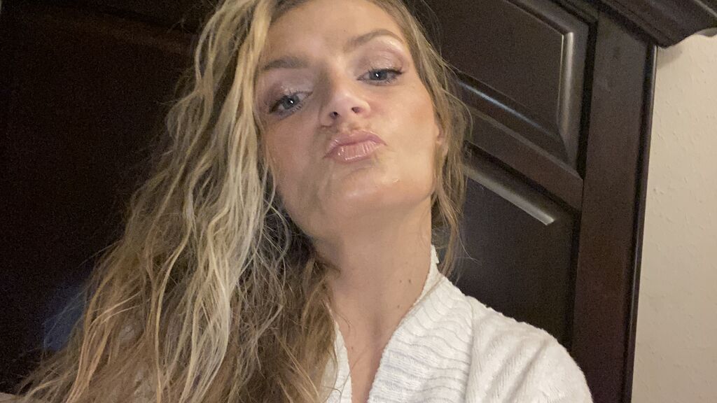 RaelynnEmbrey's profile from Jasmin at GirlsOfJasmin'