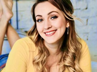 AniClark Live sex cam shows