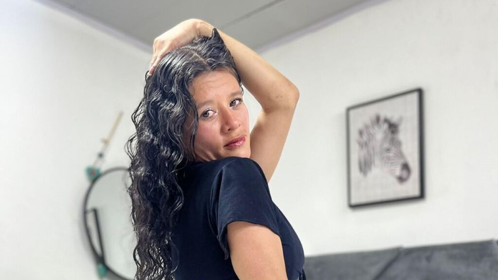 SereneBoterll's profile from Jasmin at GirlsOfJasmin'