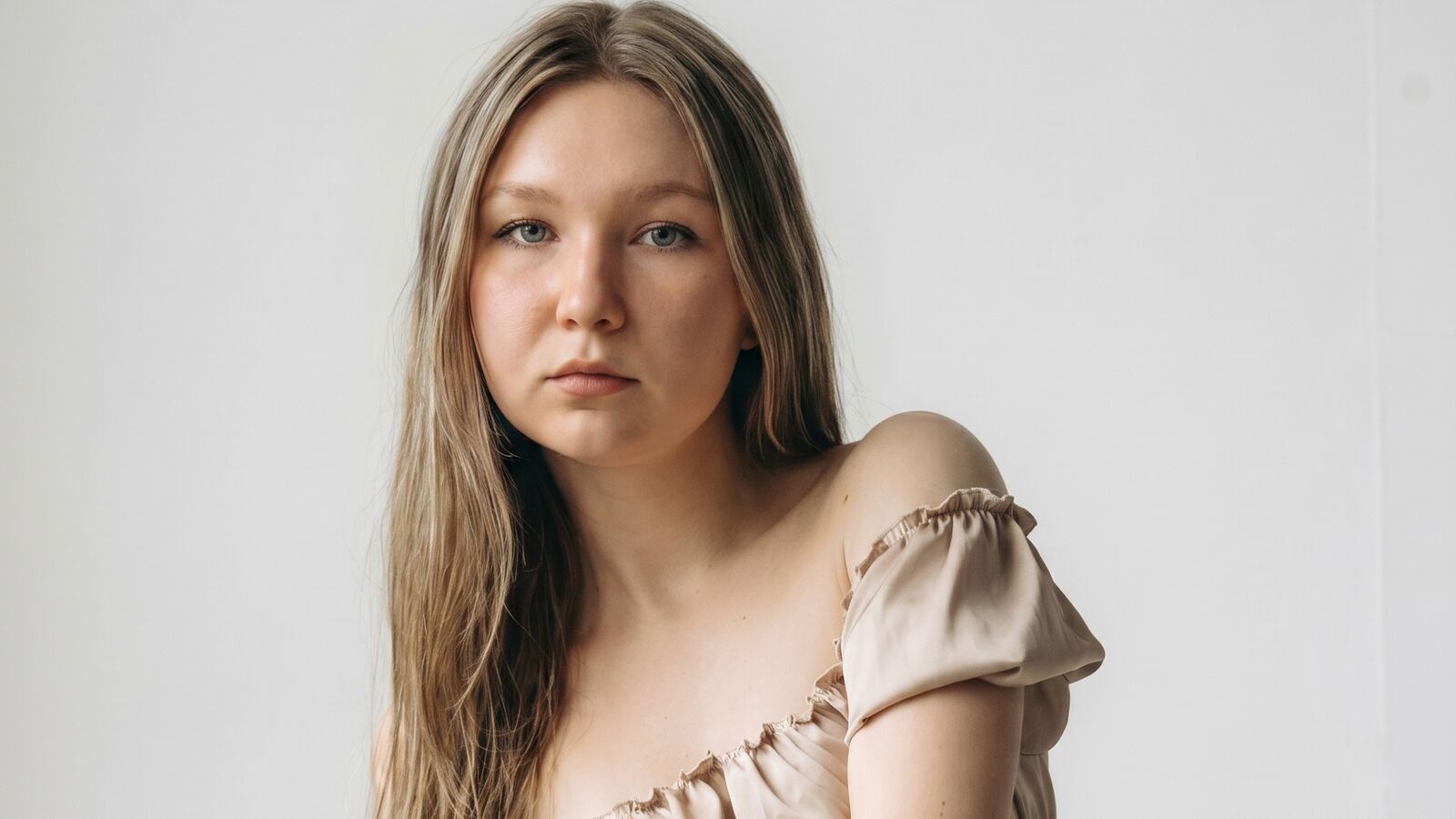 KellyEllis glamour portrait
