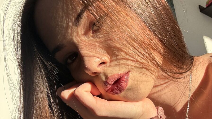 Join XeniaAlameida’s Live Webcam Show