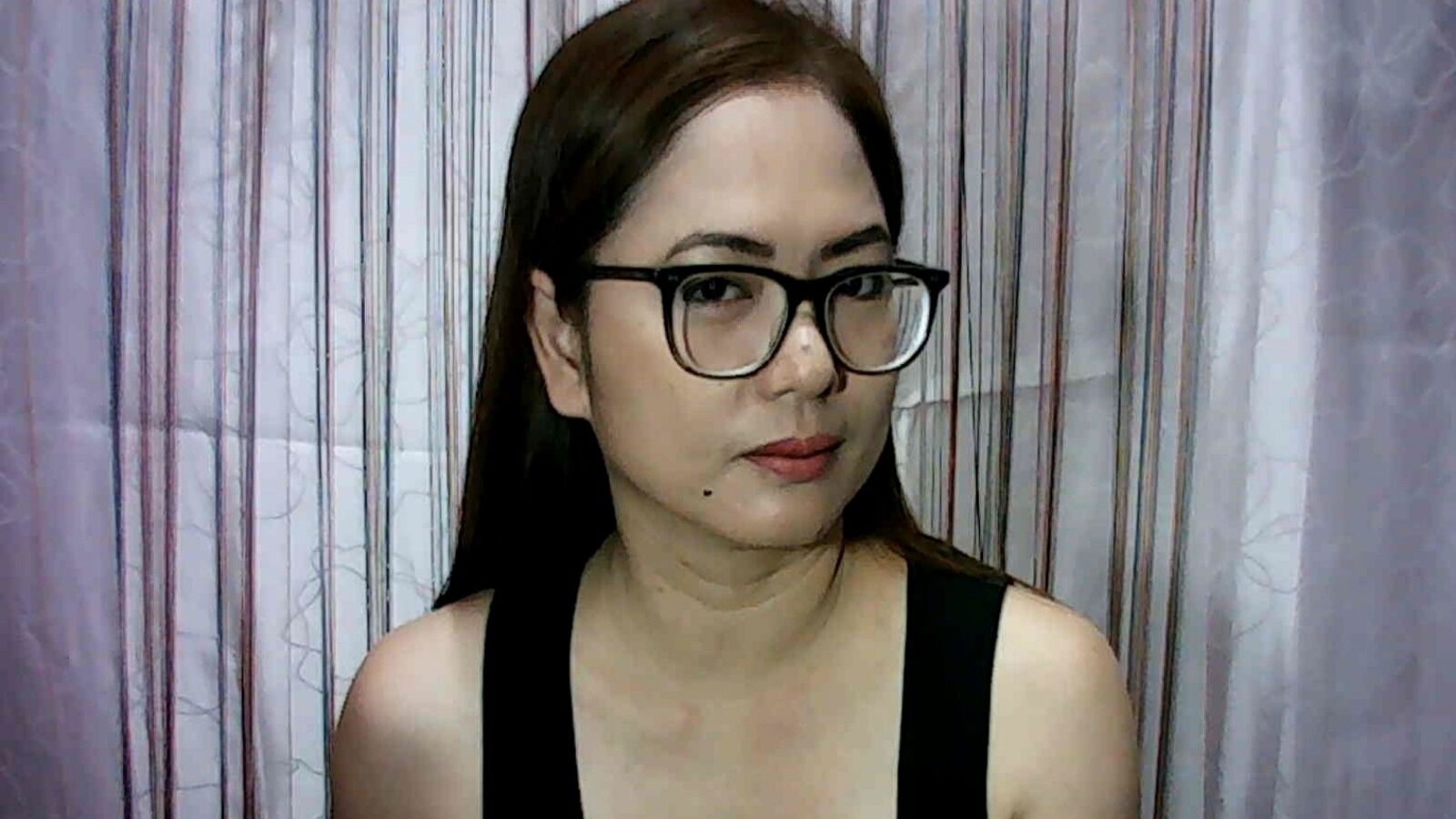 JennyCharmz erotic portrait