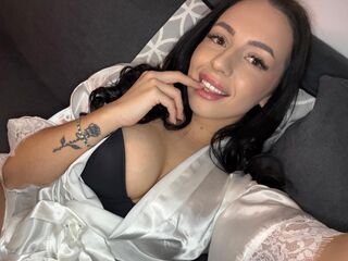 nude chat room LilaWest