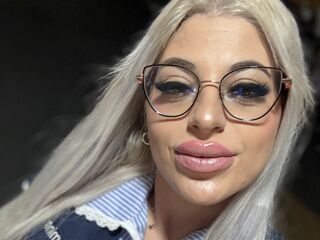 Webcam model AmmyMiss from LiveJasmin