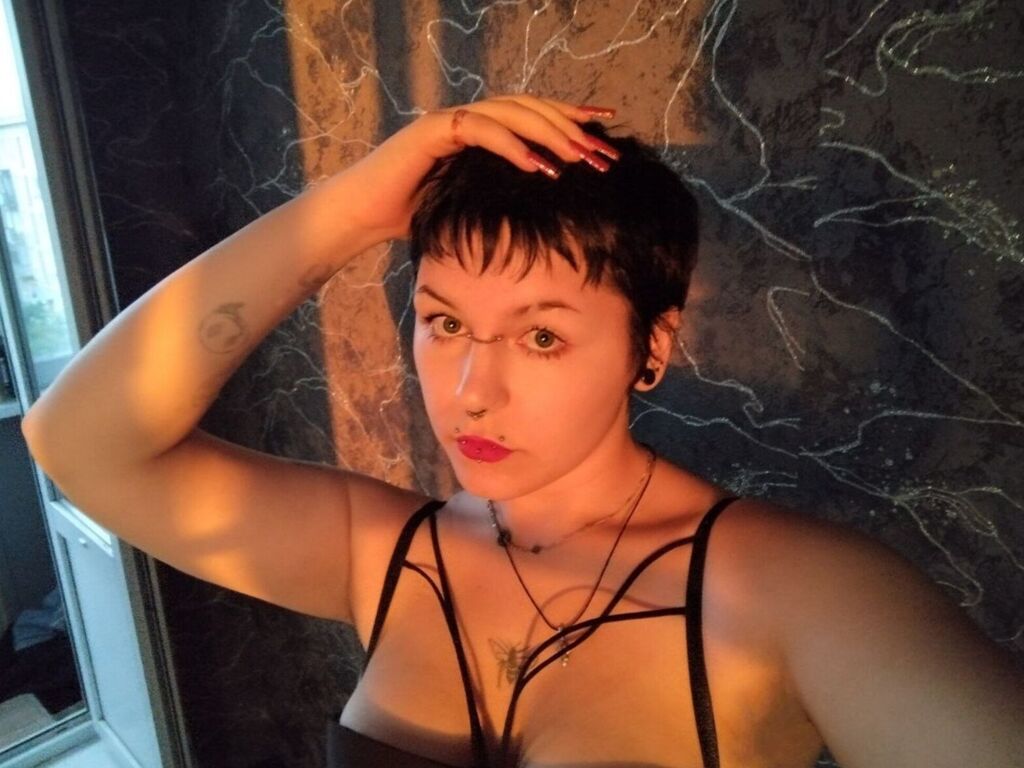 DeniseHalle