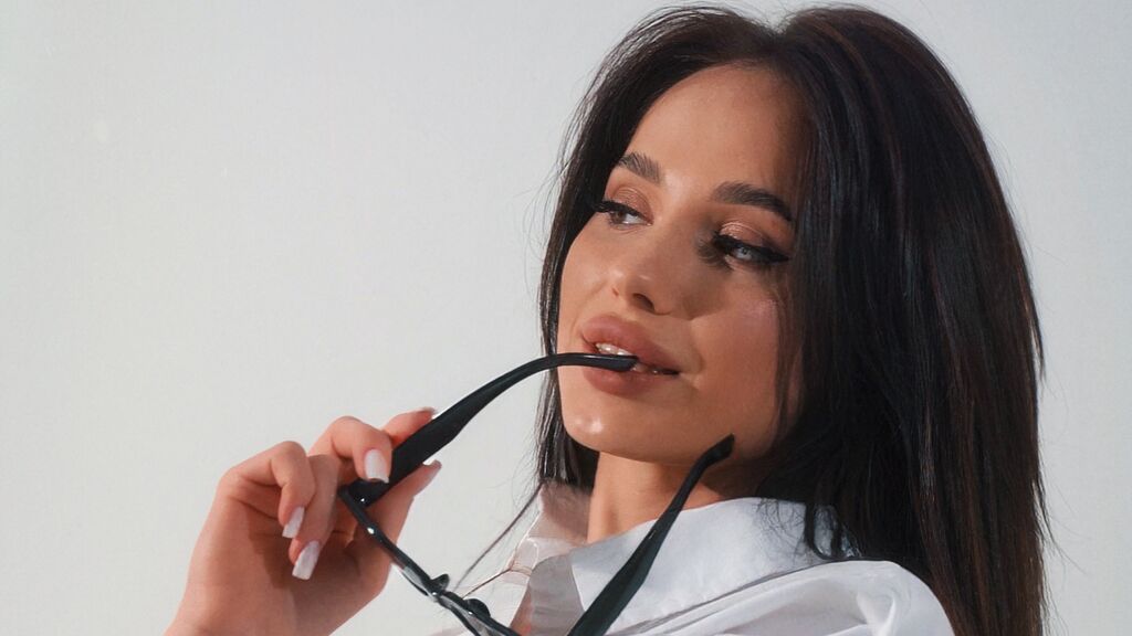 AnnyKlark online on GirlsOfJasmin