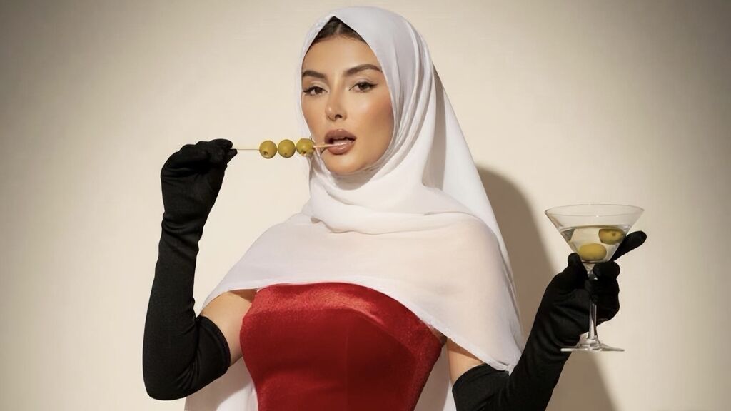 HalaiaNoor cover