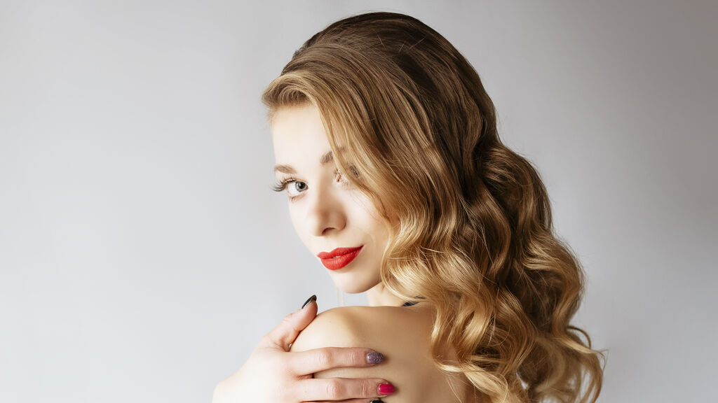 VicitoriaUtton's profile from Jasmin at GirlsOfJasmin'