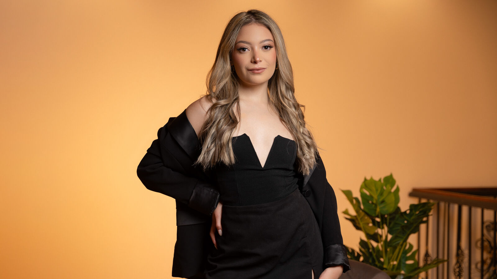 JulietaSadovnik erotic portrait
