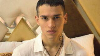 Kostenlos Nackt JamesDavi