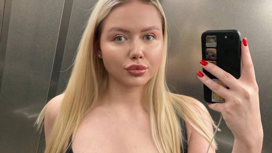 JuliaRupert's Live Nude Chat