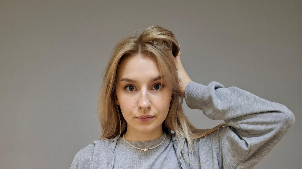 OzellMcmahon's profile from Jasmin at GirlsOfJasmin'