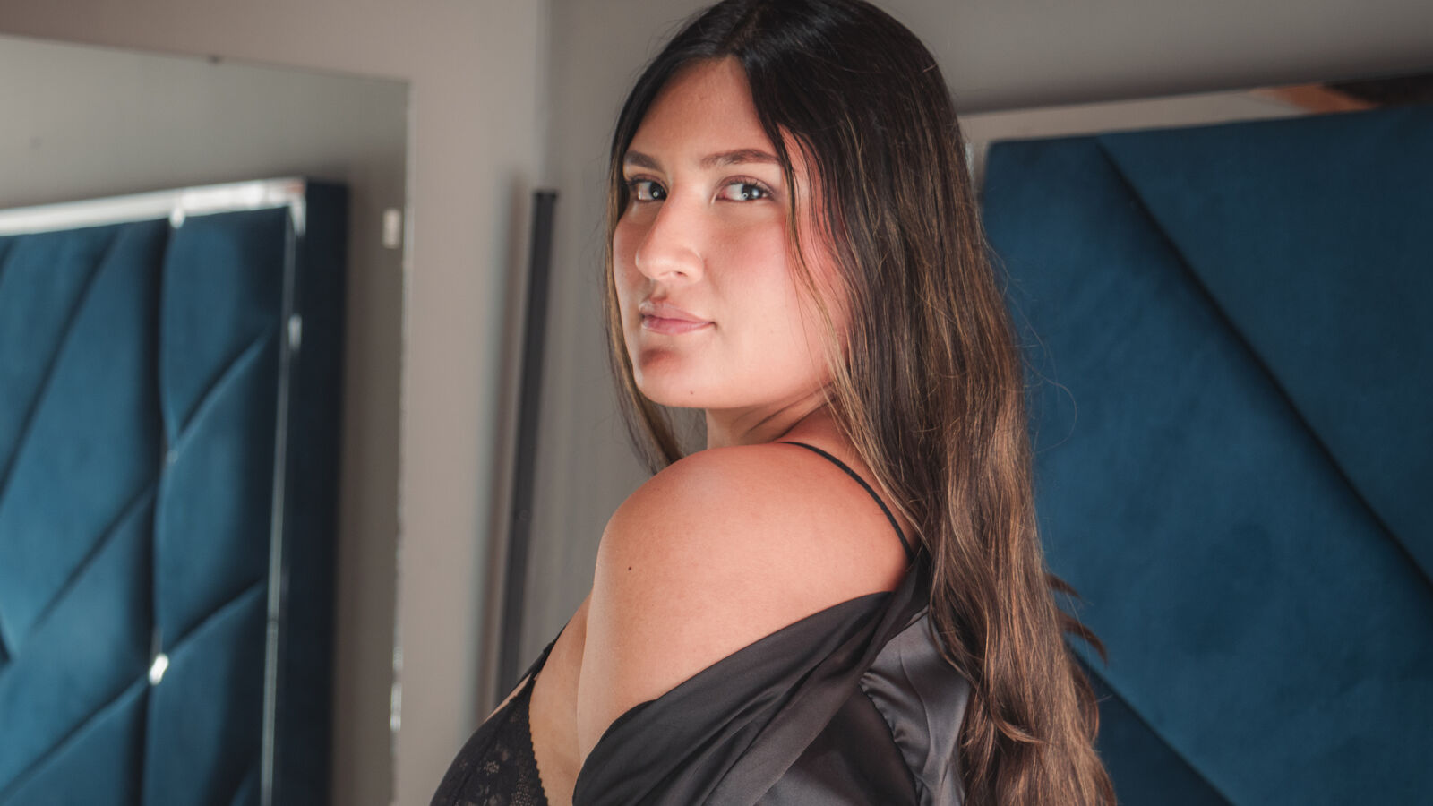RebekaLopez erotic portrait