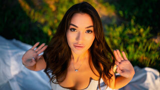 Free Nude AngieCaloway