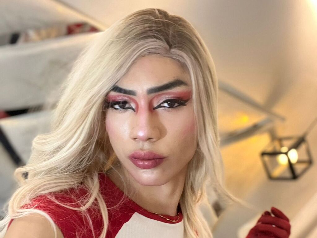 MeganRedfire Profile Image