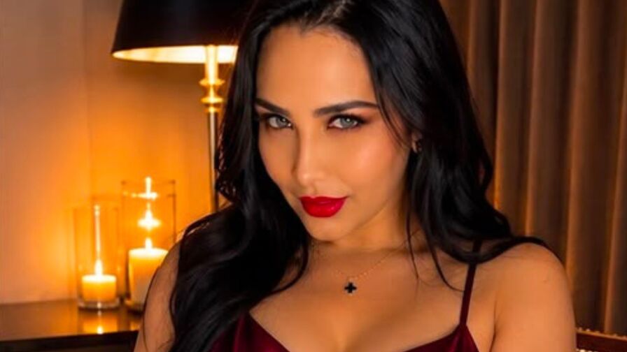 EvangelineWalker's Premium Pictures and Videos