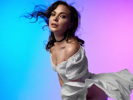 Chat with ArianaBurn