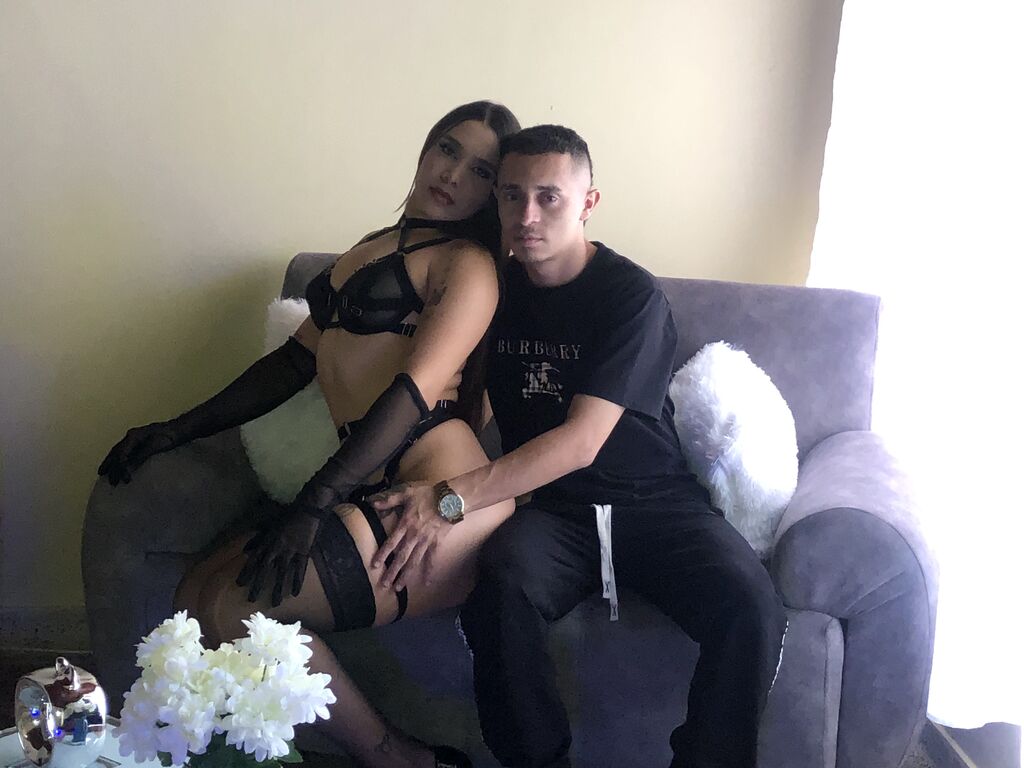 DanaAndMykeE LiveJasmin couple cam photo