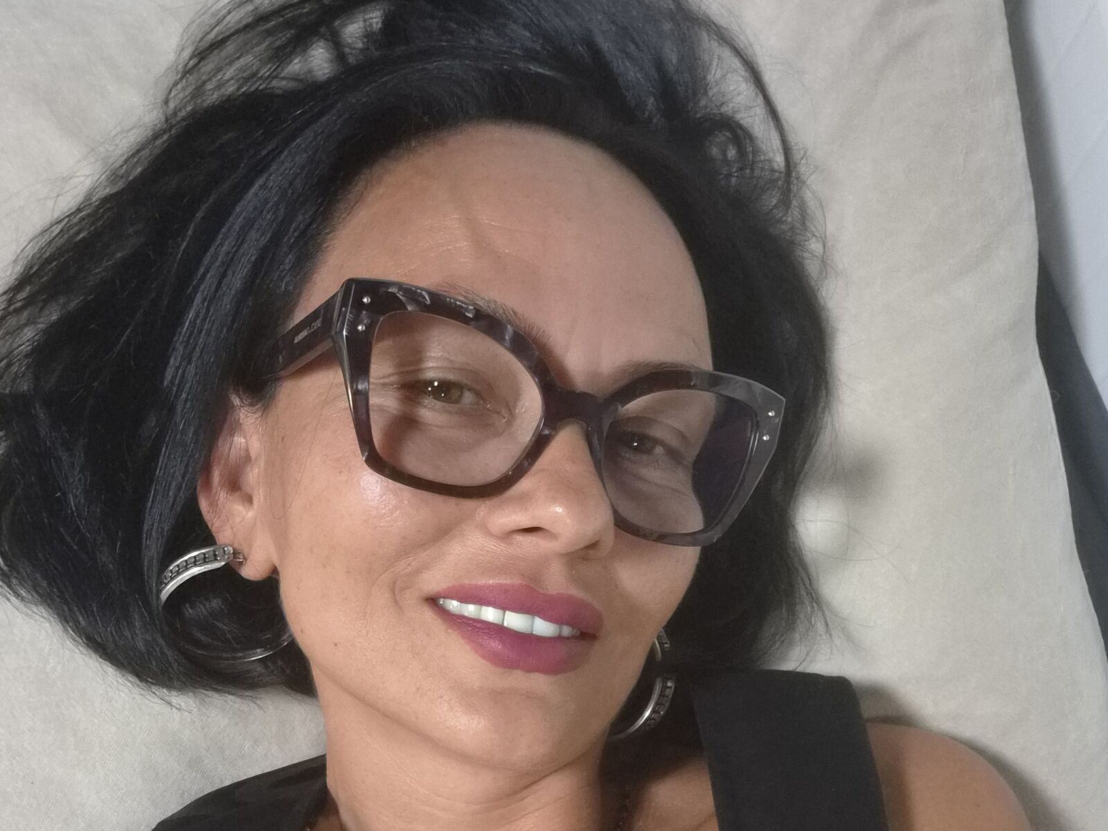 Live cam for IoanaBrown