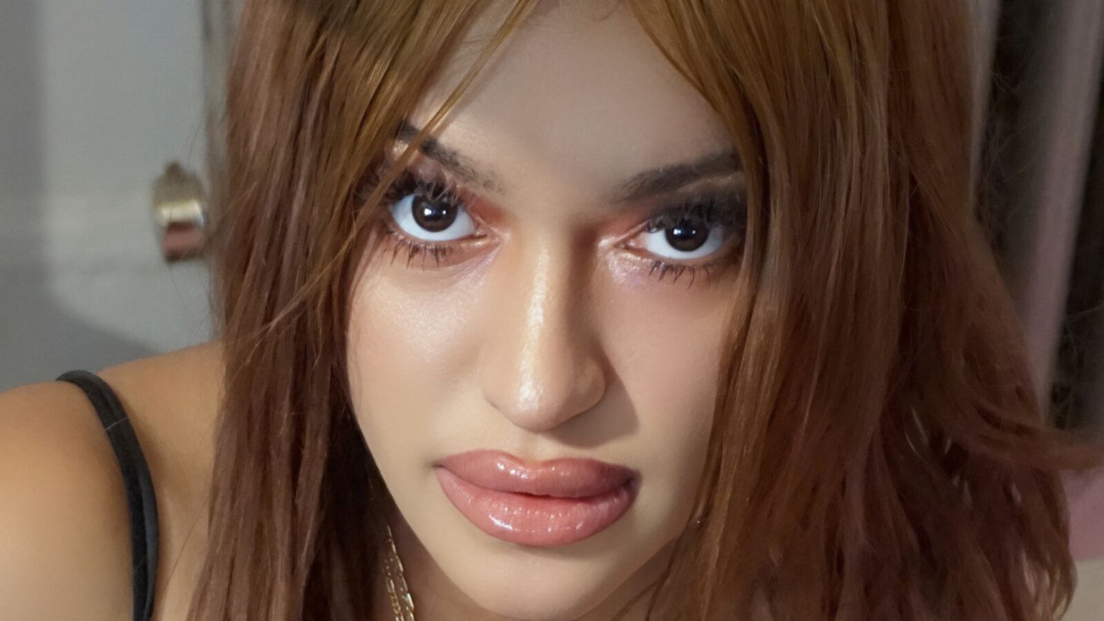 TeresaHut erotic portrait