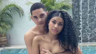 Free Nude NickyeAndKlein