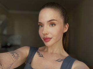SophieEverly]