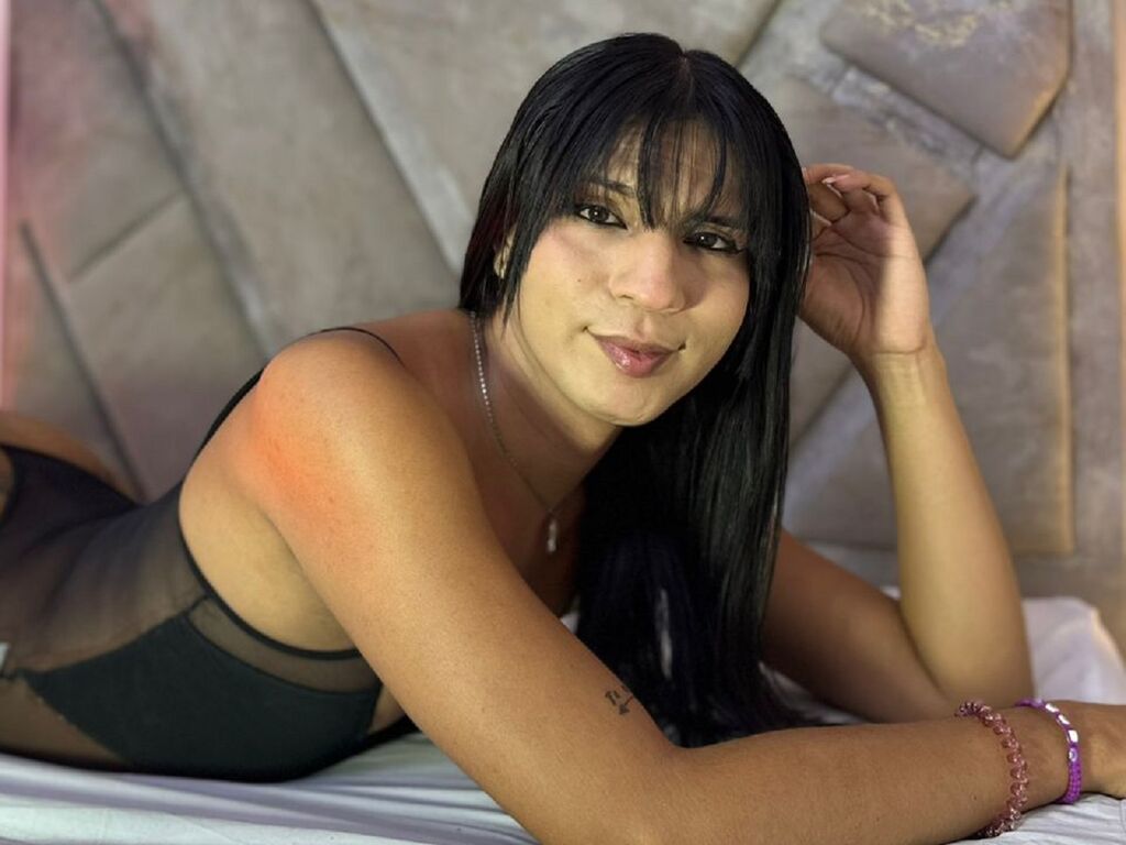 AntoMia LiveJasmin transgender Cam2Cam profile