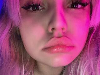 live nude chat ShanteBerteau