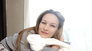 MerlinLoren LiveJasmin girl member chat profile