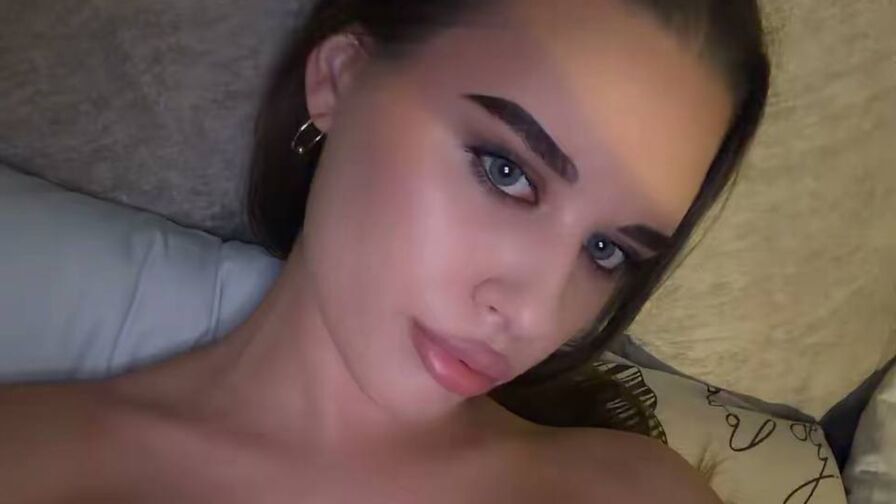 Watch RhiannonJumper live on Viva LiveCam🔔