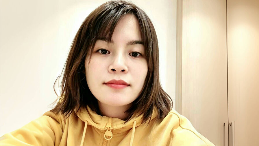 Live Sex Chat with LunaMeiLi