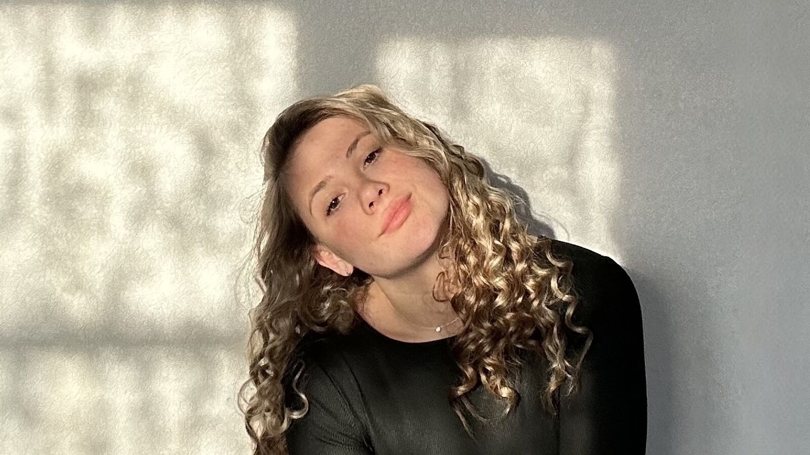 StefanyKovalski glamour portrait