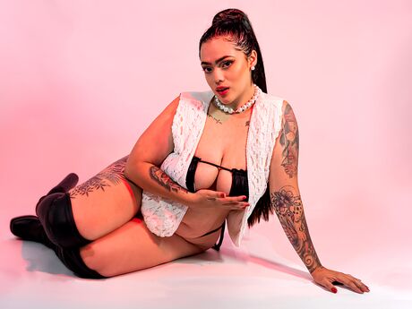 Chat with CondeEmily