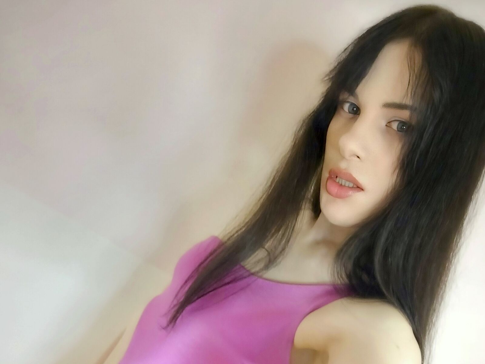 Live cam for NicoleRedfields