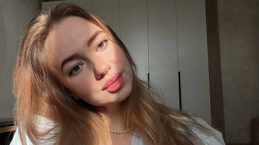 Watch KellyObrien live on Viva LiveCam🔔