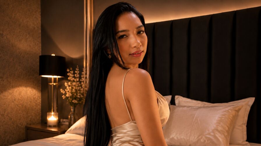 ViioletRossee's Live Nude Chat