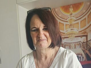 adult free cam LuciousGrace