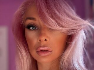 KatalinaRouge Blonde live cam girls