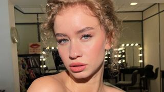 Free Nude SelinaOehrlein