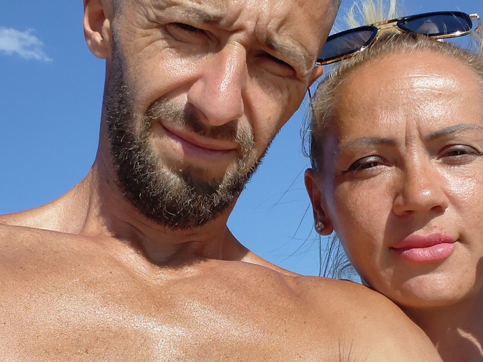 Live cam for DianaAndAndrey