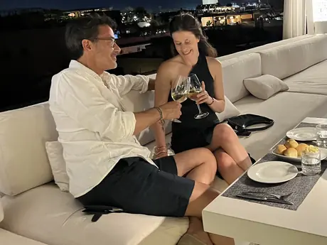 Chat with MyaFernandos