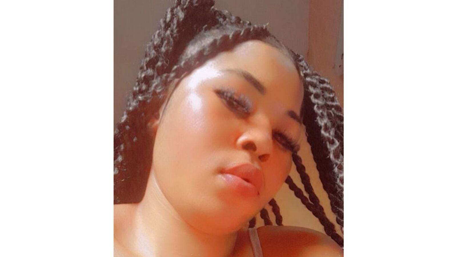 EzeBless erotic portrait