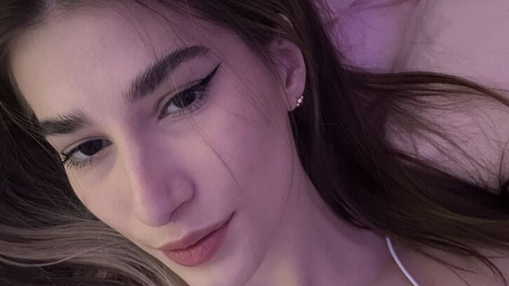 RubyRegen live webcam show