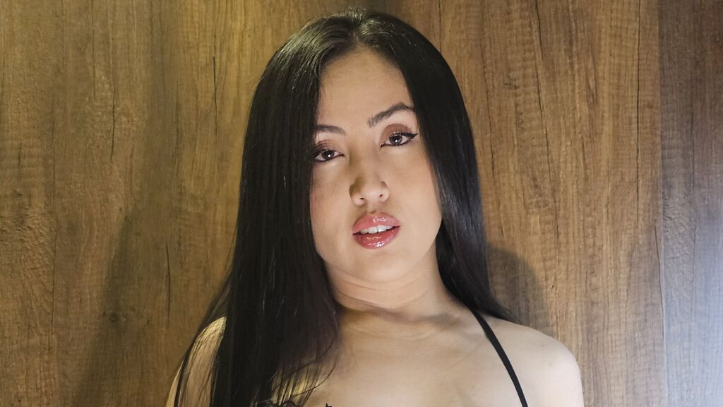 Watch  LinBecker live on LiveJasmin