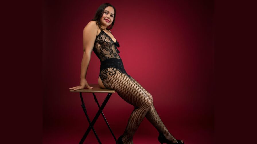 Join IsabellaSanders’s Live Webcam Show