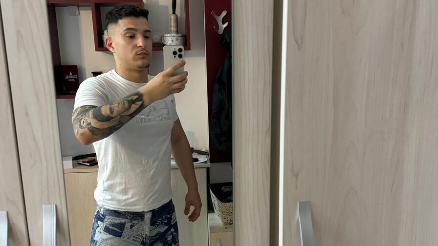 View AndyAnsell Naked Private