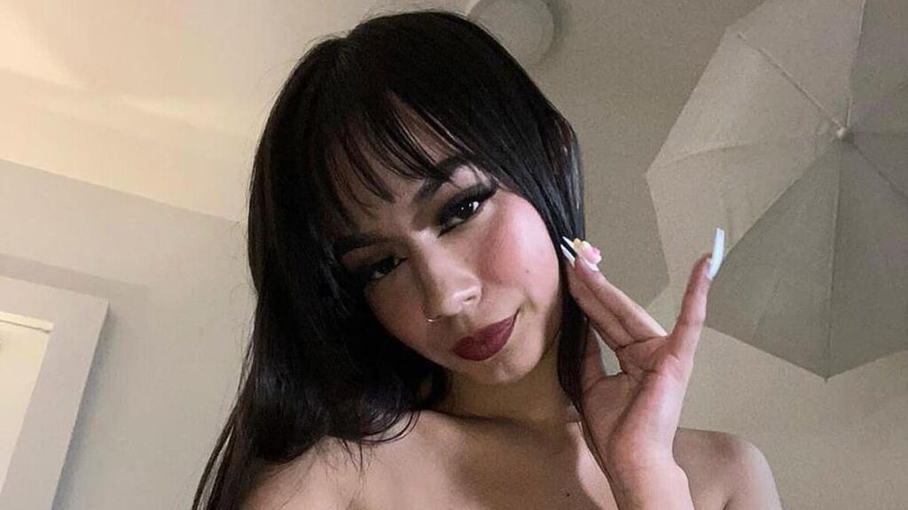 ValeMilann's profile from Jasmin at GirlsOfJasmin'