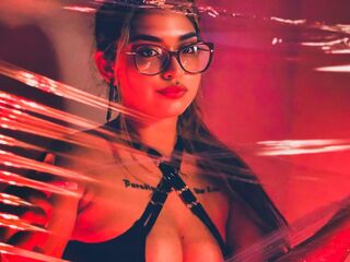 strip chatroom JanetSpicer